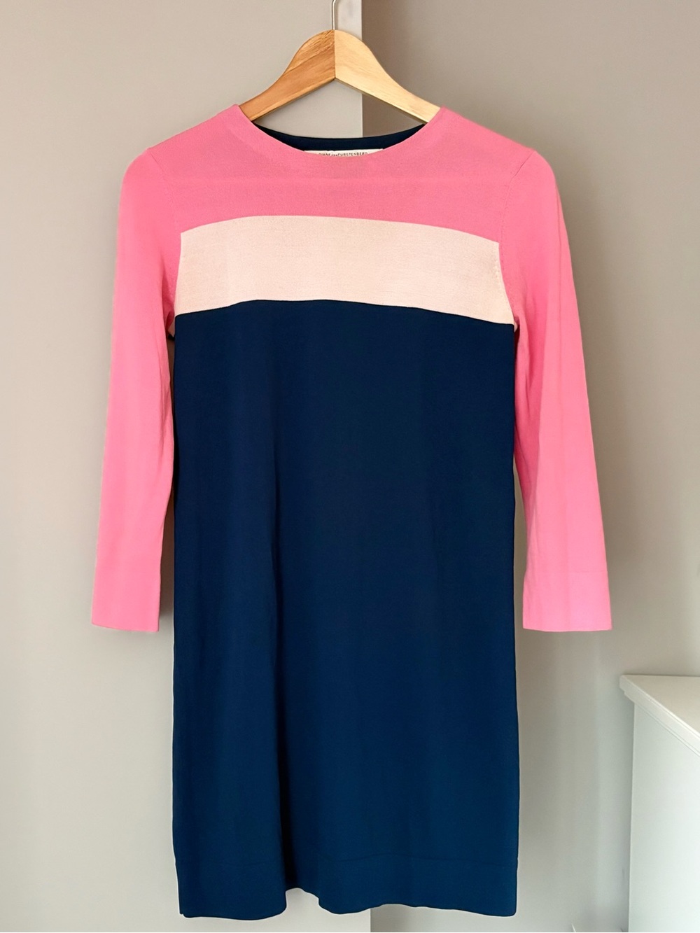 DVF Diane von Furstenberg Colour Block Shift Dress Pink Navy 3/4 Sleeve P XS